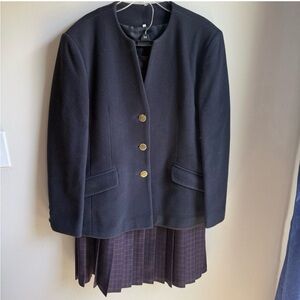 Edinburgh Wool Pleated Skirt Suit with 3 Button Navy Blue Blazer Size 14